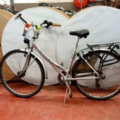 دراجة هوائية Thompson Zilver damesfiets، كما تم الإبلاغ عنه بواسطة Fietsdepot Hasselt عبر iLost