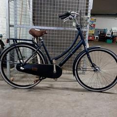 Bicikli Cortina Donkerblauw/bruine zadel, amint azt Fietsdepot Hasselt az iLost segítségével jelentette.