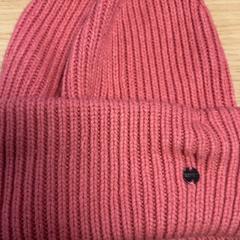 Beanie, zgłoszono przez Pathé Buitenhof przy użyciu iLost