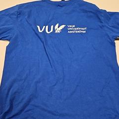 القميص، كما تم الإبلاغ عنه بواسطة Vrije Universiteit Amsterdam عبر iLost