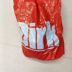 Sac, a été signalé par Qbuzz GD Groningen Peizerweg utilisant iLost