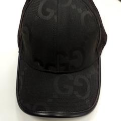 Clothing - pet, as reported by Centraal magazijn using iLost