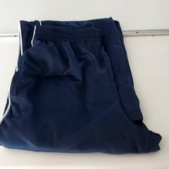 İLost kullanarak Centraal magazijn tarafından bildirildiği gibi Giyim - Trainingsbroek