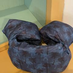 Swimming-bands, as reported by Familie Resort Molenwaard using iLost