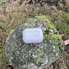 AirPods Pro 2 case, iLost-i jakinarazi zaion moduan