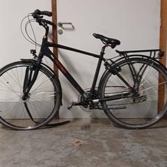 Férfi kerékpár Thompson Zwart-Rood, amint azt Fietsdepot Hasselt az iLost segítségével jelentette.