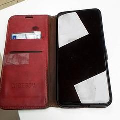 Telefon Everaert Huawei, amint azt ilévia az iLost segítségével jelentette.