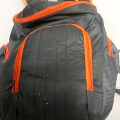 حقائب الظهر والحقائب النهارية، كما تم الإبلاغ عنه بواسطة Regio West-Vlaanderen عبر iLost