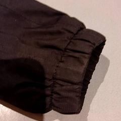 Chaqueta, ha sido reportado por De Efteling con iLost