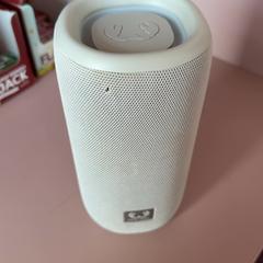 Altavoz Grey fresh rebel, ha sido reportado por ibis Styles Rotterdam Ahoy con iLost