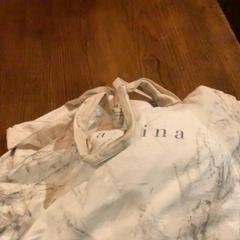 Bolsa Witte tas, ha sido reportado por Café Leentje con iLost