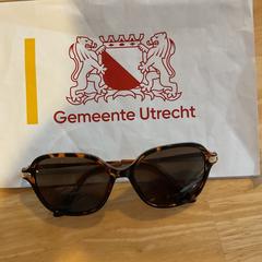 Dames zonnebril, amint azt Gemeente Utrecht az iLost segítségével jelentette.