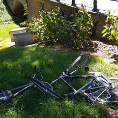 Twee fietsen, iLost'a bildirildiği gibi