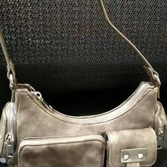 Väska, rapporterat av allGo Almere med iLost