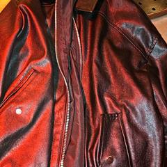 Jacke Leather black, gemeldet von Club Nyx/Exit Café über iLost