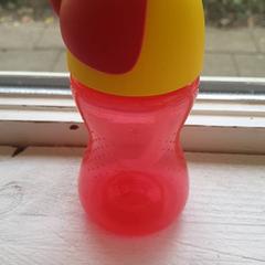 Edateko botila, gisa salatu by DierenPark Amersfoort iLost erabiliz