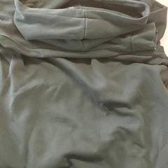 의류 - Trui, iLost를 사용하여 Centraal magazijn에 보고됨