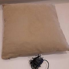 Kussen & Oplader, zoals gemeld door Van der Valk Hotel Schiphol met iLost