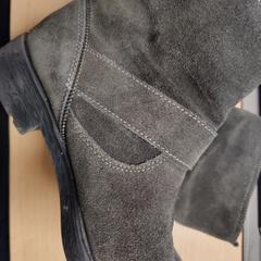 Shoes, iLost를 사용하여 The Dominican에 보고됨