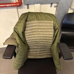 Jacket Groene jas decathlon, as reported by Vrije Universiteit Brussel (VUB) using iLost