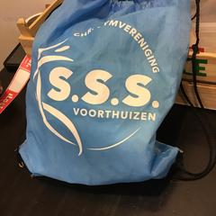 Handtas, a été signalé par Qbuzz U-OV utilisant iLost