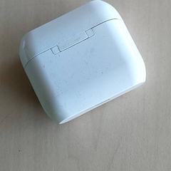 المنتجات الإلكترونية - Draadloze oortjes wit، كما تم الإبلاغ عنه بواسطة Centraal magazijn عبر iLost