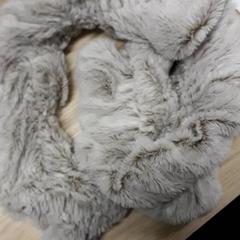 Xal Fluffy sjaal, segons ha informat IKEA Breda mitjançant iLost