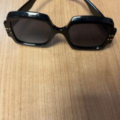 サングラス Zwart がiLostで Pathé Buitenhof によって報告されました