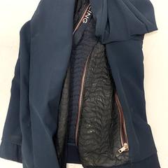 Kleding - Jas Blauw, zoals gemeld door Regio West-Vlaanderen met iLost