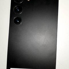 Smartfon, zgłoszono przez Regio Antwerpen - Brussel przy użyciu iLost