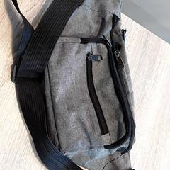 Pouch bag, as reported by EBS Tramplein using iLost