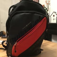 Zwarte padel rugzak, som rapporterats till iLost