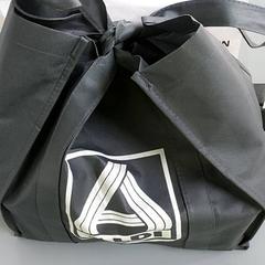 Tas - Draagtas zwart، كما تم الإبلاغ عنه بواسطة Centraal magazijn عبر iLost