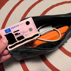 Purse, driver's license, glasses, ha sido reportado a iLost