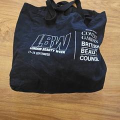 토트 백, iLost를 사용하여 GVB에 보고됨