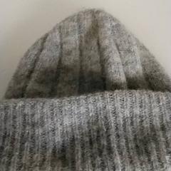 Roupa Grijs, segundo informou Regio Antwerpen - Brussel usando iLost