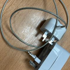 Adapter, som rapportert av Sheraton Brussels Airport Hotel ved bruk av iLost