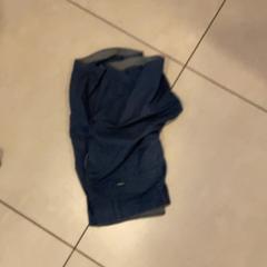Kurze hose, gemeldet von MEININGER Hotel Marseille Centre la Joliette über iLost