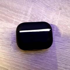 Etui airpods, a été signalé par EBS Tramplein utilisant iLost