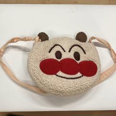 ポシェット, come riportato da IKEA横浜 utilizzando iLost