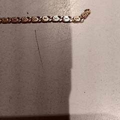 Pulseira, como reportado por De Efteling utilizando o iLost