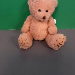 Knuffel がiLostで Diergaarde Blijdorp によって報告されました