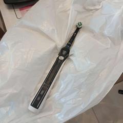 Brosse à dents électrique tand, a été signalé par Van der Valk Hotel Gorinchem utilisant iLost