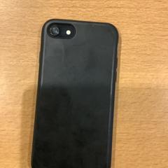 아이폰 SE zwart, iLost를 사용하여 Gemeente Amsterdam에 보고됨