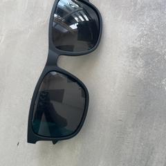 Sunglasses, as reported by RRReis Arriva Achterhoek-Rivierenland using iLost