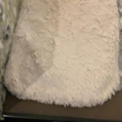 피처 warm water kruik, iLost를 사용하여 Van der Valk Hotel Heerlen에 보고됨