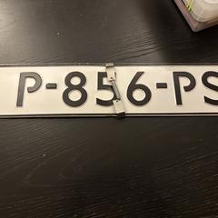 Kentekenplaat, jak zgłoszono do iLost