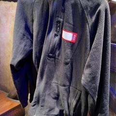 Pile Black, come riportato da Club Nyx/Exit Café utilizzando iLost