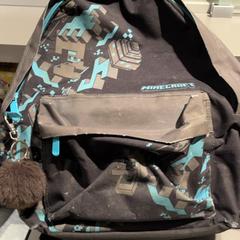 Táska, amint azt Pathé Tilburg Stappegoor az iLost segítségével jelentette.