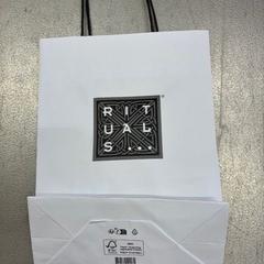 Nákupná taška rituals med innehåll, ako bolo nahlásené IKEA Linköping pomocou iLost